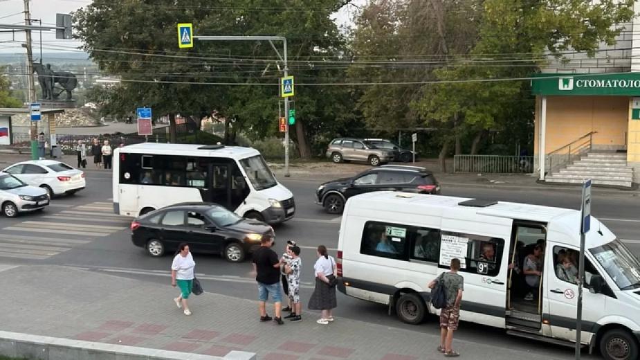 Жителей страны привели в шоковое состояние: уже осенью-2024 светит шестидневка — так сложилась ситуация