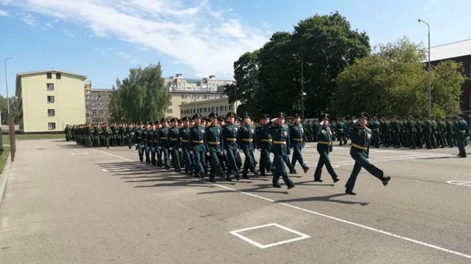 В пензенском артиллерийском институте состоялось торжественное построение